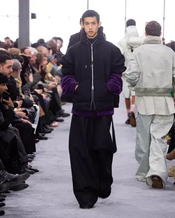 24aw 2 sacai chalk stripe pants 사카이