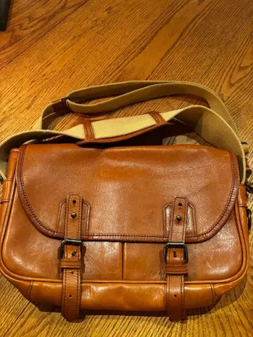 레어 아이템 듀르뷔(durbuy) 가죽 백