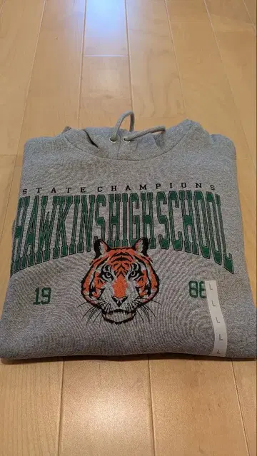 GU 기묘한 이야기 헤비 웨이트 후드 맨투맨 미사용 새상품 L