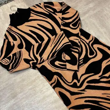 bcbgmaxazria 니트 튜닉