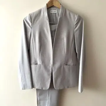 PLST 라이트 그레이 노카라 셋업 상의 M 하의 S