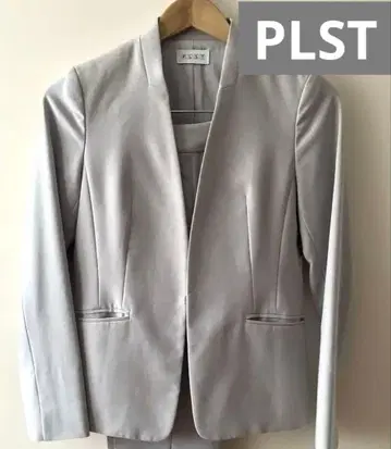 PLST 라이트 그레이 노카라 셋업 S