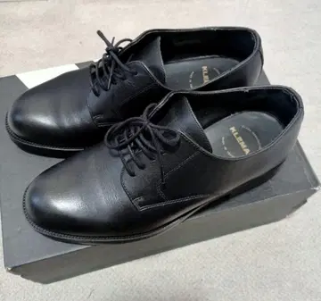 KLEMAN PASTAN 포스트맨 사이즈 40