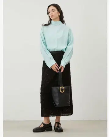 미라 오웬 플라워 튤 패브릭 타이트 스커트