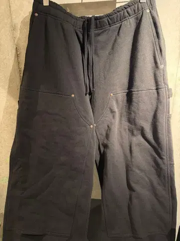 BEAMS 더블니 스웨트 팬츠