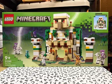 레고(LEGO) 마인크래프트 아이언 골렘 요새 21250