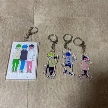 3인칭 아크릴 키링