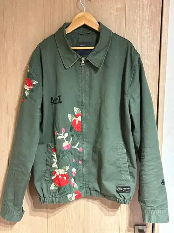 ZARA 자라 꽃무늬 자수 밀리터리 자켓 카키 L