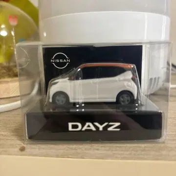 NISSAN DAYZ 미니카 화이트/오렌지
