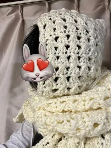 아이보리 시스루 니트 후드 머플러 유니크하고 귀여운