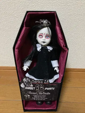 리빙 데드 돌즈 시리즈 28 Sweet 16 Sadie