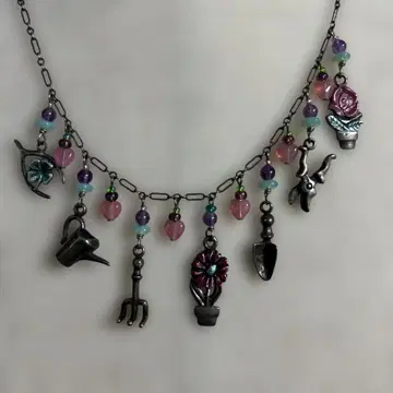 루시 가드닝 모티브 목걸이