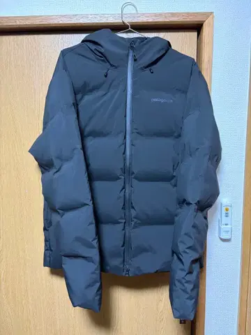 파타고니아 Patagonia 잭슨 글레이셔 블랙 M 거의 미사용