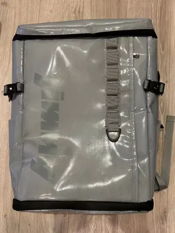 짐니 그레이 백팩