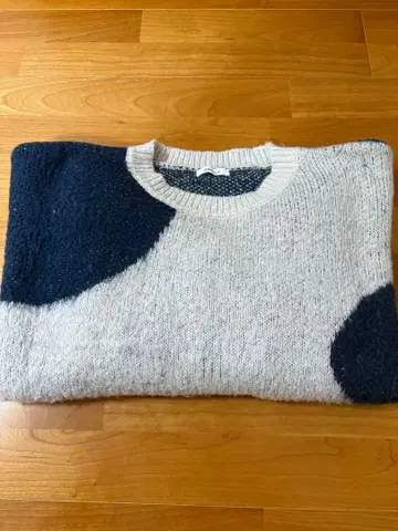 ONCILY(온셰리) 하트믹스 샤기 니트 아이보리 네이비