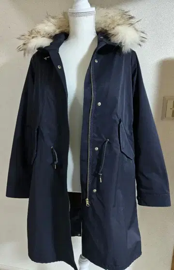 정가 4만 8000엔 라이너 포함 모즈 코트 네이비 앤디콜