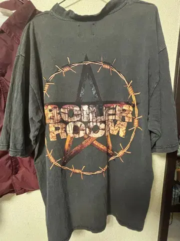 BOILER ROOM 다크 그레이 T셔츠 오버 사이즈