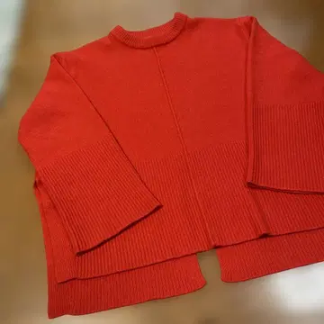 질 스튜어트 빨강 주황 긴팔 니트