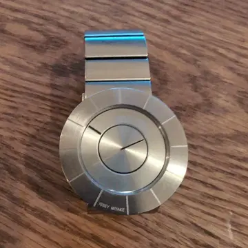 ISSEY MIYAKE 손목시계