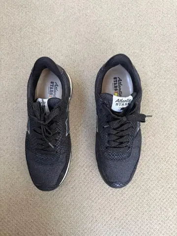 Atlantic Stars 블랙 스니커즈