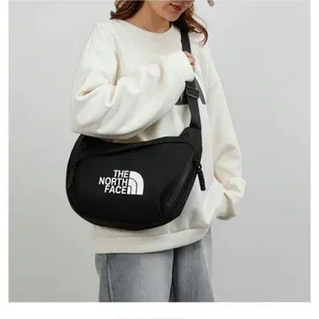 THE NORTH FACE 블랙 숄더백