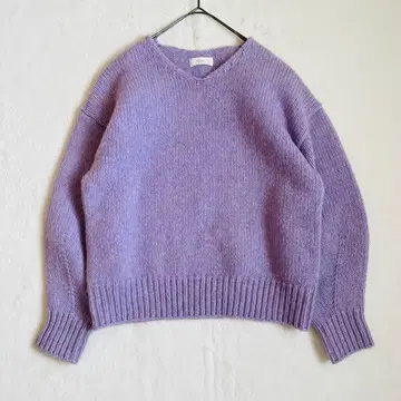 카구레 커브 슬리브 V넥 니트 자색 라벤더