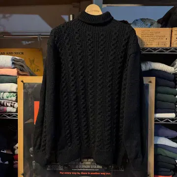 고급 두께감 90s vintage HANDKNIT 손뜨개질 터틀넥 블랙