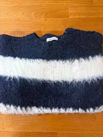 ONCILY 샤기 멜란지 보더 니트 M size