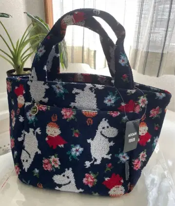 페이러 무민 자수 토트백 네이비