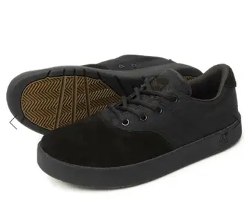 AREth PLUG / 올 블랙