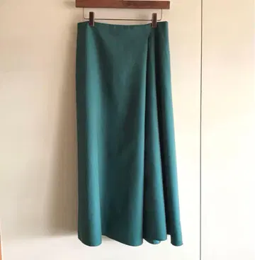 IENA T/W 세미 플레어 스커트 그린 40