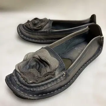 Carissimo alte (칼리시모알테) 여성용 모카신 장미 23