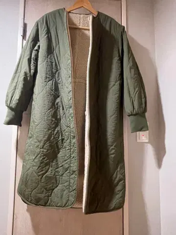 [ungrid]리버서블 올리브 그린 롱 자켓