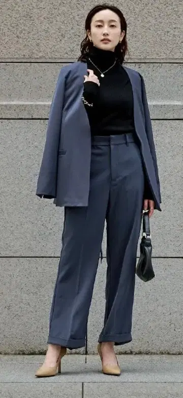 유어스 벨트 포함 노카라 자켓 & 밑단 더블 센터 프레스 팬츠