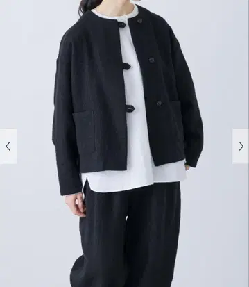 택 포함 새상품 카구레 울 크루넥 자켓 어반 리서치 도어스