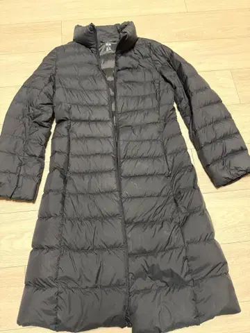 유니클로 블랙 울트라 라이트 다운