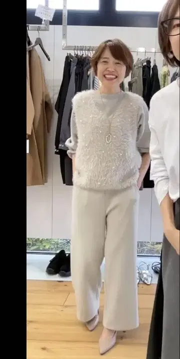 피아체레 속기모 스트레이트 팬츠 베이지