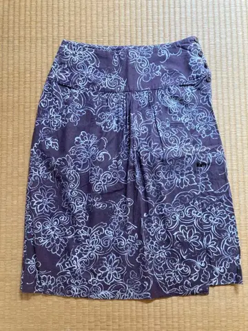 45rpm 꽃무늬 플라워 프린트 무릎 기장 스커트 코튼 브라운