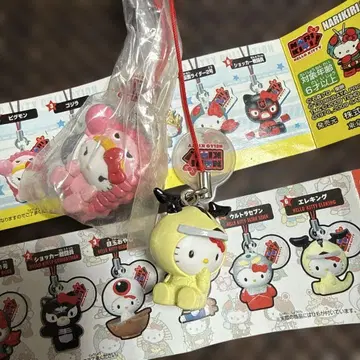 흉내내기 헬로키티 컬렉션 울트라맨 피그몬 엘레킹