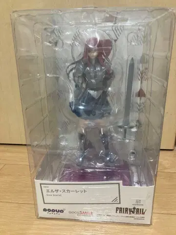 엘자 스칼렛 피규어