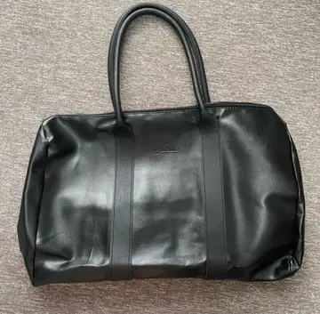 컨디션 최상 나노 유니버스 토트백 로고 엠보 가죽 블랙 대용량