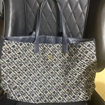 TOMMY HILFIGER 토트백 네이비/베이지