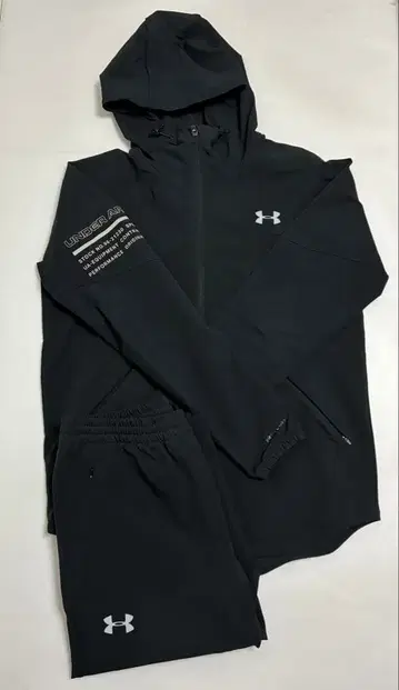 UNDER ARMOUR 셋업 새상품급 가을/겨울 저지 블랙