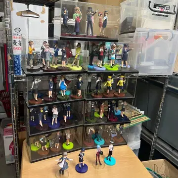 캐릭터 굿즈 묶음 판매