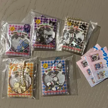 산리오 캐릭터즈 바스락 프레이크 씰풍 참 5개 세트