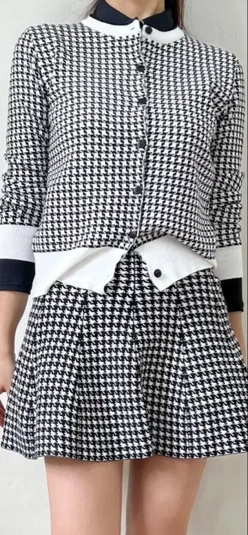 하운드투스 가디건/스커트 셰브론