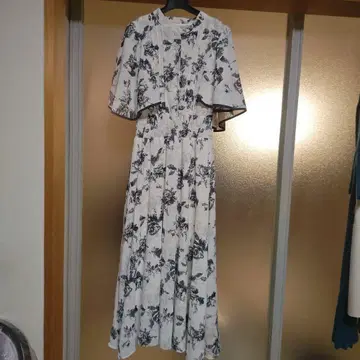 꽃무늬 롱 원피스