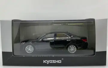1/43 도요타 크라운 하이브리드 애슬리트 G 블랙