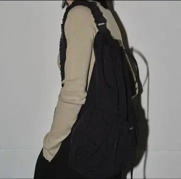 투데이풀 나일론 블랙 숄더백