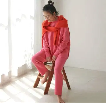 ADAWAS 아다와스 카네코 아야 콜라보 맨투맨 트레이닝복 코튼 핑크